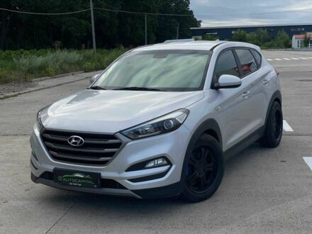 Серый Хендай Туксон, объемом двигателя 1.7 л и пробегом 99 тыс. км за 15500 $, фото 1 на Automoto.ua
