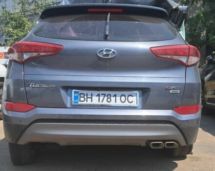 Сірий Хендай Туксон, об'ємом двигуна 2 л та пробігом 150 тис. км за 4000 $, фото 1 на Automoto.ua