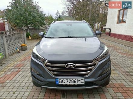 Серый Хендай Туксон, объемом двигателя 1.6 л и пробегом 115 тыс. км за 17500 $, фото 1 на Automoto.ua