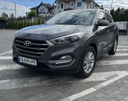 Сірий Хендай Туксон, об'ємом двигуна 2 л та пробігом 65 тис. км за 21000 $, фото 1 на Automoto.ua
