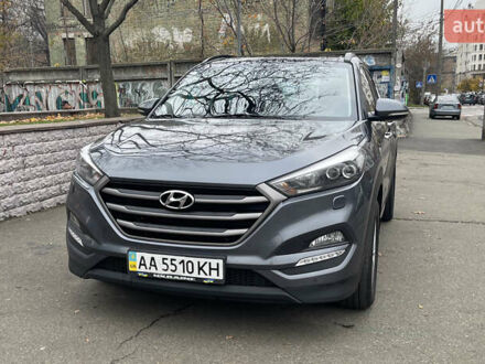 Сірий Хендай Туксон, об'ємом двигуна 2 л та пробігом 193 тис. км за 15300 $, фото 1 на Automoto.ua