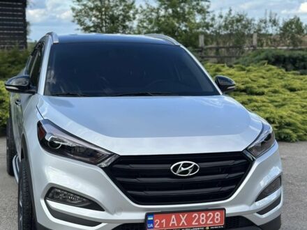 Хендай Туксон 2017 в Новомосковске на Automoto.ua Серый Хендай Туксон, объемом двигателя 2 л и пробегом 43 тыс. км за 19900 $, фото 1 на Automoto.ua