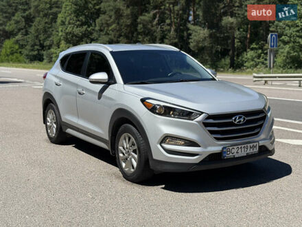 Хендай Туксон 2017 в Львове на Automoto.ua Серый Хендай Туксон, объемом двигателя 2 л и пробегом 155 тыс. км за 14300 $, фото 1 на Automoto.ua