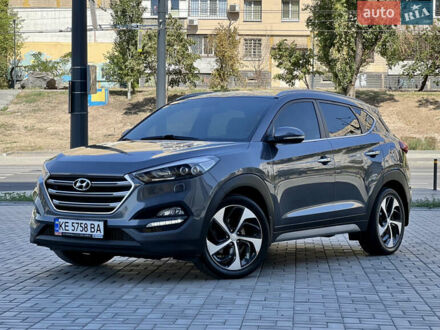 Хендай Туксон 2017 в Днепре (Днепропетровске) на Automoto.ua Серый Хендай Туксон, объемом двигателя 2 л и пробегом 125 тыс. км за 18990 $, фото 1 на Automoto.ua