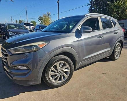 Серый Хендай Туксон, объемом двигателя 0 л и пробегом 90 тыс. км за 5000 $, фото 1 на Automoto.ua