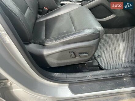 Сірий Хендай Туксон, об'ємом двигуна 2 л та пробігом 117 тис. км за 15900 $, фото 1 на Automoto.ua