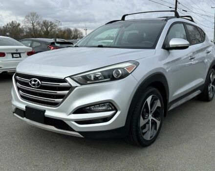 Серый Хендай Туксон, объемом двигателя 1.6 л и пробегом 61 тыс. км за 7000 $, фото 1 на Automoto.ua