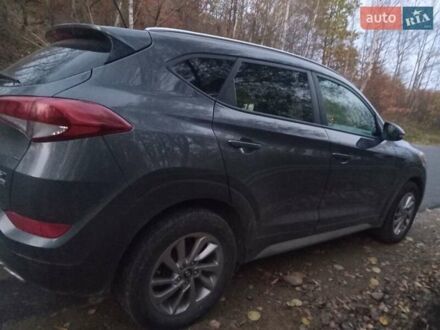 Хендай Туксон 2017 в Ивано-Франковске на Automoto.ua Серый Хендай Туксон, объемом двигателя 1.59 л и пробегом 99 тыс. км за 14800 $, фото 1 на Automoto.ua