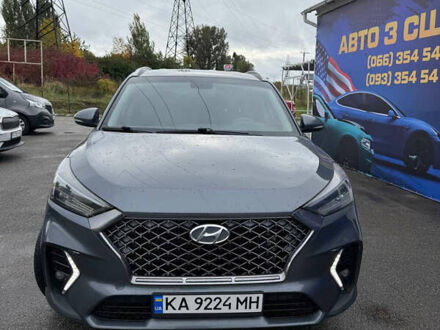 Серый Хендай Туксон, объемом двигателя 2 л и пробегом 94 тыс. км за 14900 $, фото 1 на Automoto.ua