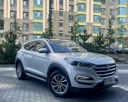 Хендай Туксон 2018 в Киеве на Automoto.ua Серый Хендай Туксон, объемом двигателя 2 л и пробегом 217 тыс. км за 14600 $, фото 1 на Automoto.ua
