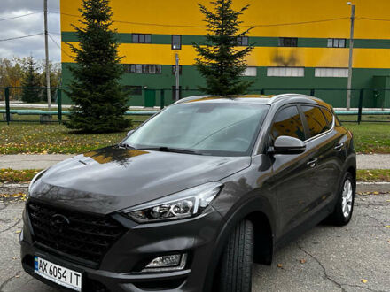 Хендай Туксон 2018 в Харькове на Automoto.ua Серый Хендай Туксон, объемом двигателя 2 л и пробегом 125 тыс. км за 21500 $, фото 1 на Automoto.ua