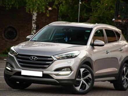 Хендай Туксон 2018 в Киеве на Automoto.ua Серый Хендай Туксон, объемом двигателя 1.6 л и пробегом 82 тыс. км за 8700 $, фото 1 на Automoto.ua