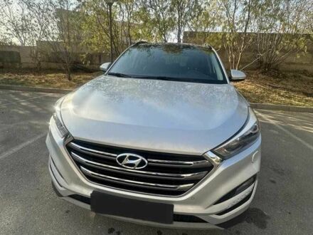 Серый Хендай Туксон, объемом двигателя 0 л и пробегом 168 тыс. км за 391 $, фото 1 на Automoto.ua