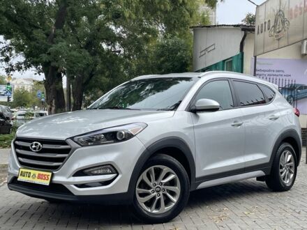 Хендай Туксон 2018 в Николаеве на Automoto.ua Серый Хендай Туксон, объемом двигателя 2 л и пробегом 150 тыс. км за 17999 $, фото 1 на Automoto.ua