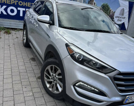 Хендай Туксон 2018 в Тернополе на Automoto.ua Серый Хендай Туксон, объемом двигателя 2 л и пробегом 123 тыс. км за 15200 $, фото 1 на Automoto.ua