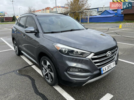 Хендай Туксон 2018 в Борисполе на Automoto.ua Серый Хендай Туксон, объемом двигателя 1.59 л и пробегом 131 тыс. км за 16000 $, фото 1 на Automoto.ua