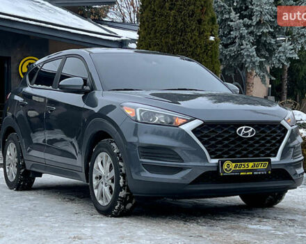 Сірий Хендай Туксон, об'ємом двигуна 2 л та пробігом 168 тис. км за 15999 $, фото 1 на Automoto.ua