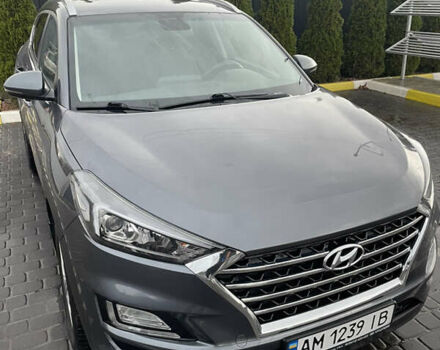 Серый Хендай Туксон, объемом двигателя 2 л и пробегом 140 тыс. км за 19700 $, фото 1 на Automoto.ua