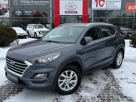 Серый Хендай Туксон, объемом двигателя 2 л и пробегом 104 тыс. км за 19600 $, фото 1 на Automoto.ua