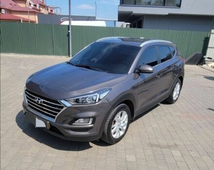 Сірий Хендай Туксон, об'ємом двигуна 2 л та пробігом 200 тис. км за 20000 $, фото 1 на Automoto.ua