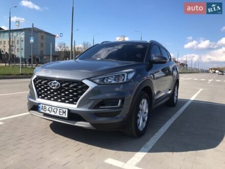 Сірий Хендай Туксон, об'ємом двигуна 2 л та пробігом 108 тис. км за 23700 $, фото 1 на Automoto.ua