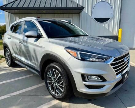 Серый Хендай Туксон, объемом двигателя 2.4 л и пробегом 45 тыс. км за 6000 $, фото 1 на Automoto.ua