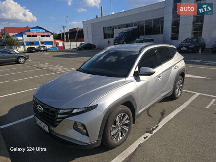 Серый Хендай Туксон, объемом двигателя 2 л и пробегом 94 тыс. км за 23694 $, фото 1 на Automoto.ua