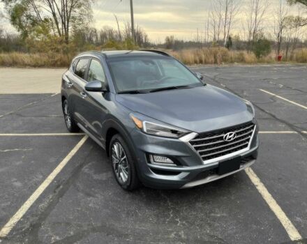 Серый Хендай Туксон, объемом двигателя 2.4 л и пробегом 22 тыс. км за 15000 $, фото 1 на Automoto.ua