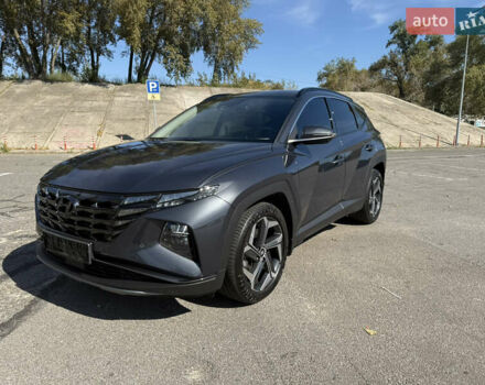 Серый Хендай Туксон, объемом двигателя 2 л и пробегом 52 тыс. км за 26999 $, фото 1 на Automoto.ua