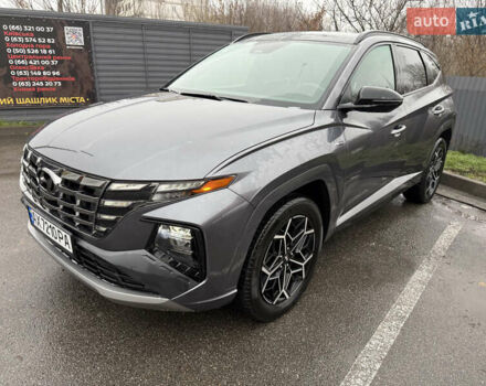 Серый Хендай Туксон, объемом двигателя 1.6 л и пробегом 17 тыс. км за 28900 $, фото 1 на Automoto.ua