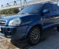 Синій Хендай Туксон, об'ємом двигуна 2 л та пробігом 310 тис. км за 6500 $, фото 1 на Automoto.ua