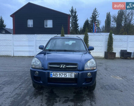 Синий Хендай Туксон, объемом двигателя 1.98 л и пробегом 218 тыс. км за 7300 $, фото 1 на Automoto.ua