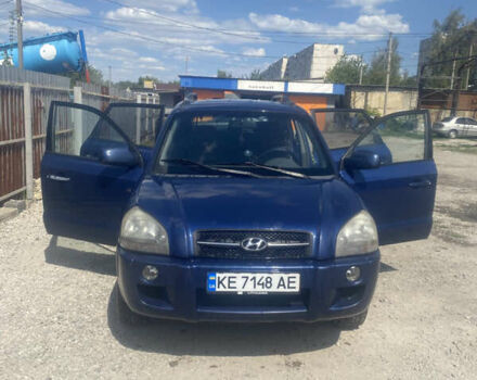Синій Хендай Туксон, об'ємом двигуна 1.99 л та пробігом 214 тис. км за 6500 $, фото 4 на Automoto.ua