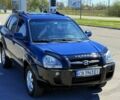 Синий Хендай Туксон, объемом двигателя 2 л и пробегом 335 тыс. км за 6532 $, фото 1 на Automoto.ua