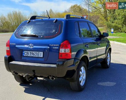 Синий Хендай Туксон, объемом двигателя 2 л и пробегом 320 тыс. км за 6300 $, фото 6 на Automoto.ua