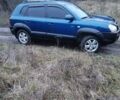 Синій Хендай Туксон, об'ємом двигуна 1.98 л та пробігом 217 тис. км за 8000 $, фото 3 на Automoto.ua
