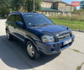 Синий Хендай Туксон, объемом двигателя 1.98 л и пробегом 152 тыс. км за 7450 $, фото 5 на Automoto.ua