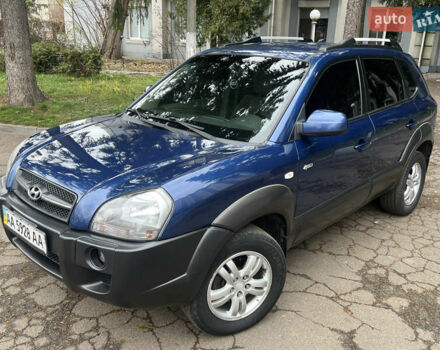 Синий Хендай Туксон, объемом двигателя 2 л и пробегом 190 тыс. км за 7500 $, фото 8 на Automoto.ua
