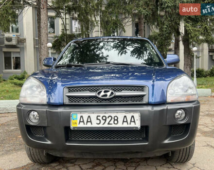 Синий Хендай Туксон, объемом двигателя 2 л и пробегом 190 тыс. км за 7500 $, фото 10 на Automoto.ua