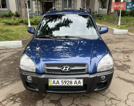 Синий Хендай Туксон, объемом двигателя 2 л и пробегом 190 тыс. км за 7500 $, фото 11 на Automoto.ua