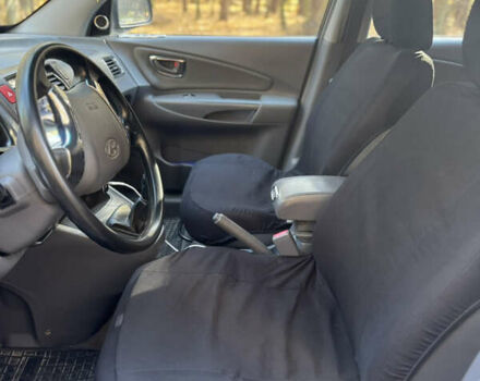 Хендай Туксон 2006 в Житомире на Automoto.ua Синий Хендай Туксон, объемом двигателя 2 л и пробегом 271 тыс. км за 3500 $, фото 4 на Automoto.ua