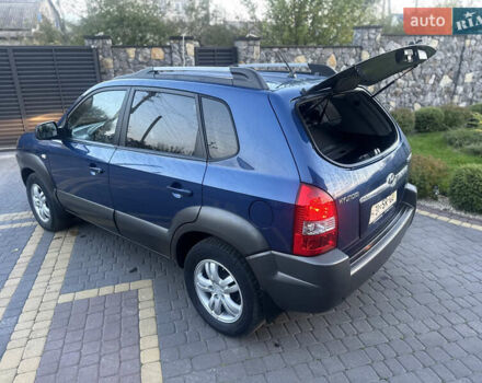 Хендай Туксон 2006 в Хмельницком на Automoto.ua Синий Хендай Туксон, объемом двигателя 2 л и пробегом 218 тыс. км за 7850 $, фото 6 на Automoto.ua