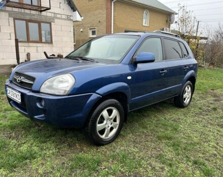 Синий Хендай Туксон, объемом двигателя 2 л и пробегом 135 тыс. км за 7450 $, фото 2 на Automoto.ua