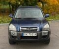 Синий Хендай Туксон, объемом двигателя 2 л и пробегом 262 тыс. км за 4450 $, фото 1 на Automoto.ua