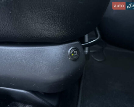 Хендай Туксон 2006 в Хмельницком на Automoto.ua Синий Хендай Туксон, объемом двигателя 2 л и пробегом 218 тыс. км за 7850 $, фото 16 на Automoto.ua