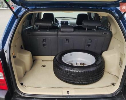 Хендай Туксон 2006 в Житомире на Automoto.ua Синий Хендай Туксон, объемом двигателя 2 л и пробегом 225 тыс. км за 7950 $, фото 15 на Automoto.ua