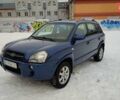Синий Хендай Туксон, объемом двигателя 1.98 л и пробегом 228 тыс. км за 7700 $, фото 1 на Automoto.ua