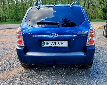 Хендай Туксон 2007 в Вознесенске на Automoto.ua Синий Хендай Туксон, объемом двигателя 2 л и пробегом 280 тыс. км за 7500 $, фото 4 на Automoto.ua