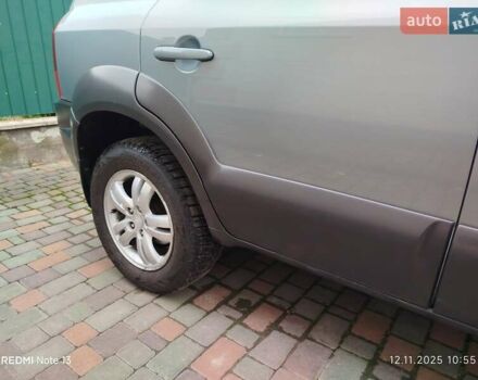 Синий Хендай Туксон, объемом двигателя 2 л и пробегом 213 тыс. км за 8900 $, фото 28 на Automoto.ua