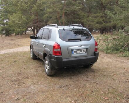 Синий Хендай Туксон, объемом двигателя 2 л и пробегом 180 тыс. км за 8000 $, фото 7 на Automoto.ua